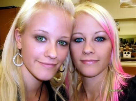 twin porn|twins videos